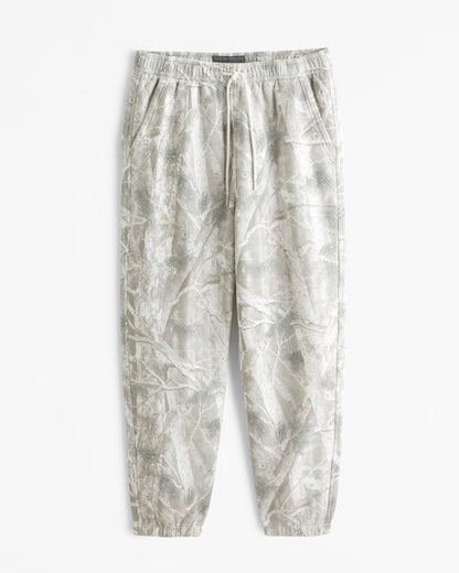 Essential Camo Sweatpant